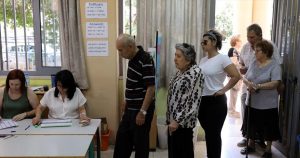 Κύπρος: Από δύο έδρες ΔΗΣΥ και ΑΚΕΛ, από μία ΔΗΚΟ και ΕΔΕΚ